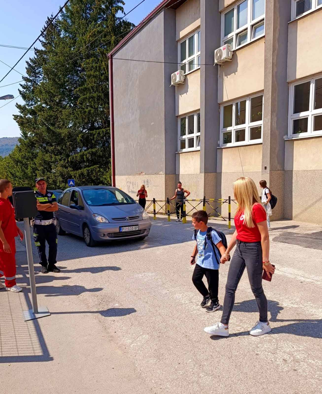 АКЦИЈА "БЕЗБЕДНОСТ ДЕЦЕ У САОБРАЋАЈУ" 6 БЕЗБЕДНОСТ ДЕЦЕ У САОБРАЋАЈУ 6